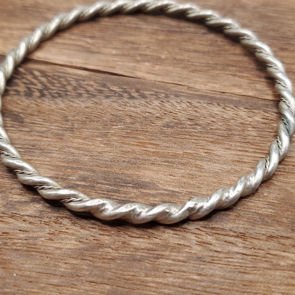 B2622 sterling silver twist viking bracelet brutalist